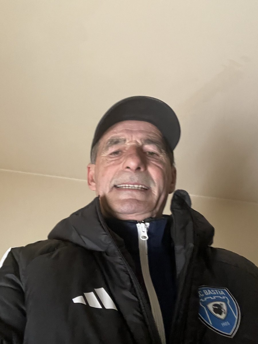 M-J-L-2B tweet media