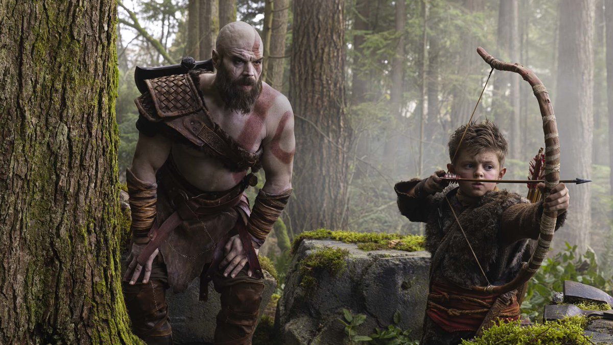 LegionLooterana's tweet photo. 🔥🎮 Lo que pedimos: Una #adaptación épica a la altura de la saga. 🏔️🪓
 
🤯Lo que nos da Amazon: Ryan Hurst y Callum Vinson luciendo como un sketch de #bajo presupuesto de Saturday Night Live. 💀😭

🙀 ¿De verdad esto es el primer vistazo a la serie de #GodOfWar? Miedo me da...

#Kratos #PlayStation #PrimeVideo #Gaming #Videojuegos #GodOfWarSeries #AmazonPrime