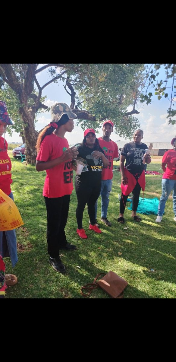 EFF_Emfuleni's tweet photo. We Redid the Friday and recruited in Emfuleni, Ward 42. EFF Emfuleni Sub-region ✊🏿✊🏿 https://t.co/e9V3tzh5j4