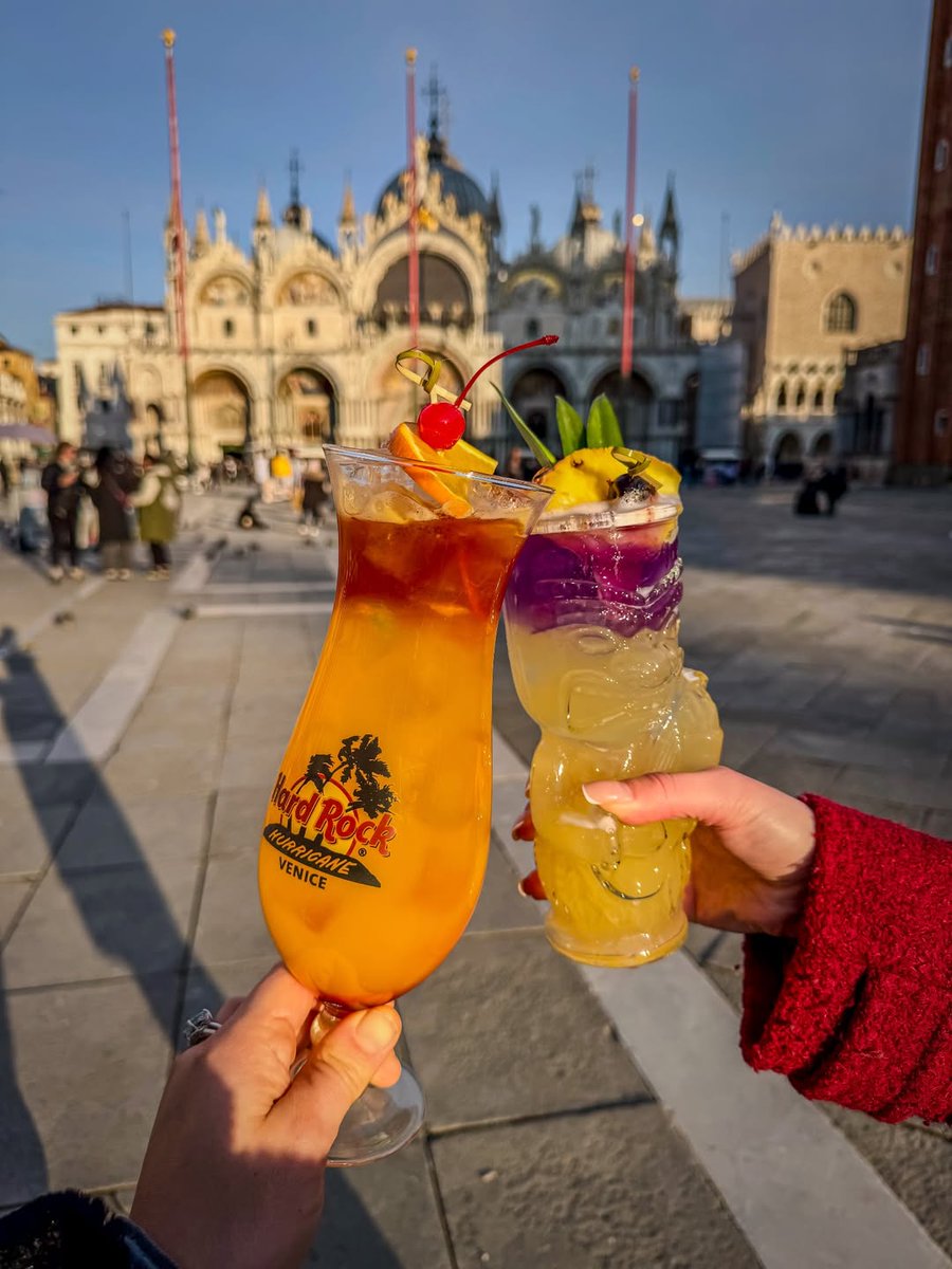 Hard Rock Cafe tweet media