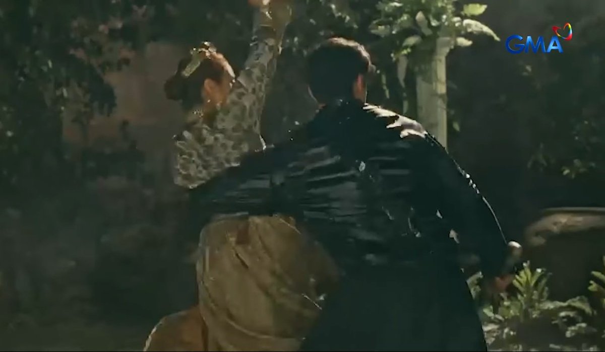 ellie tweet media