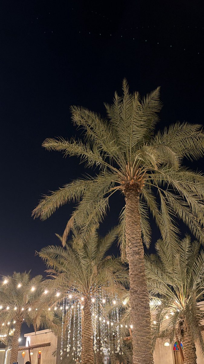 its_renad1's tweet photo. ˚ ‧☾₊‧⁺˖ ✧ ˚رمضــان˚ ‧☾₊‧⁺˖ ✧ https://t.co/mvLKpaimn3