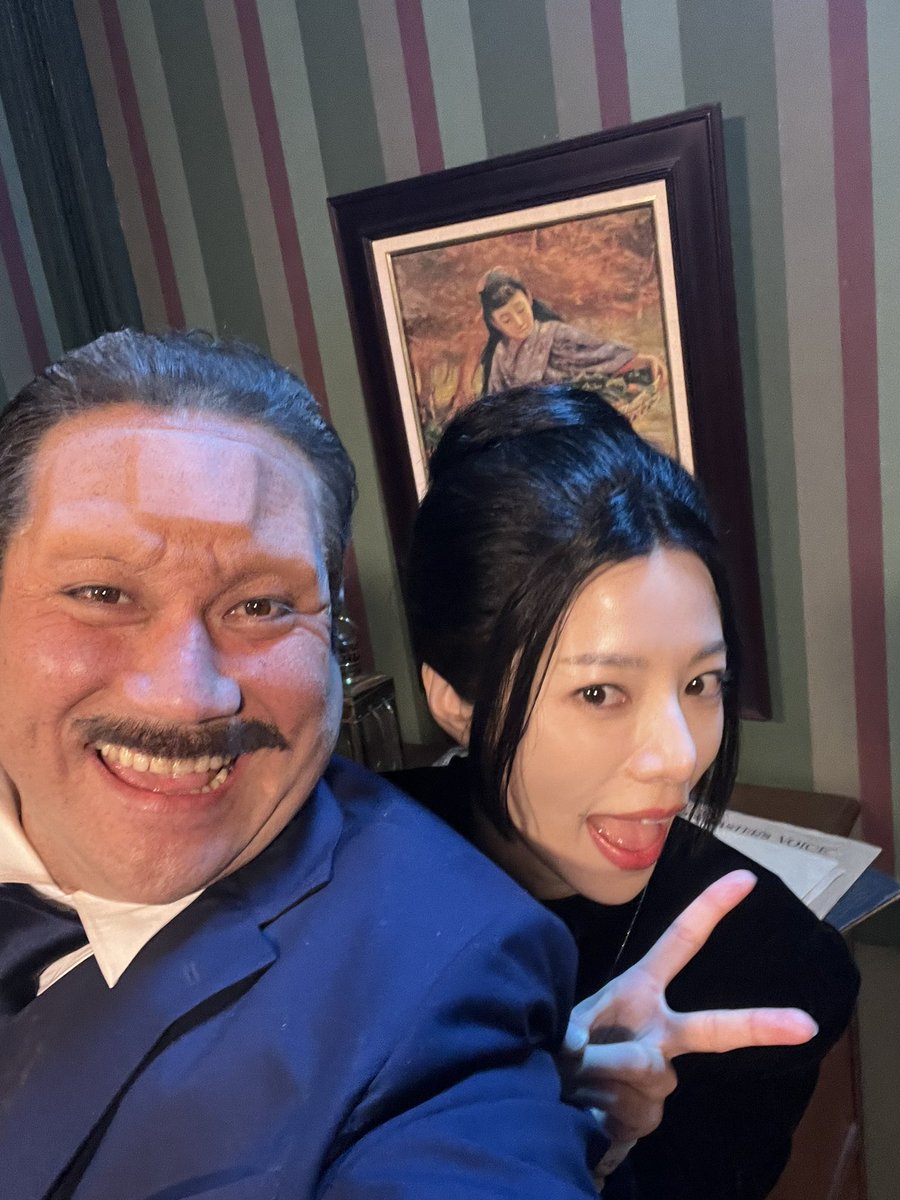 ajakatsuya's tweet photo. 金曜ロードショー観てくれましたか
とにかく楽しく撮れました世界ホテル
家永と楽しいショット
#ゴールデンカムイ
#金曜ロードショー https://t.co/AunWGanbOT