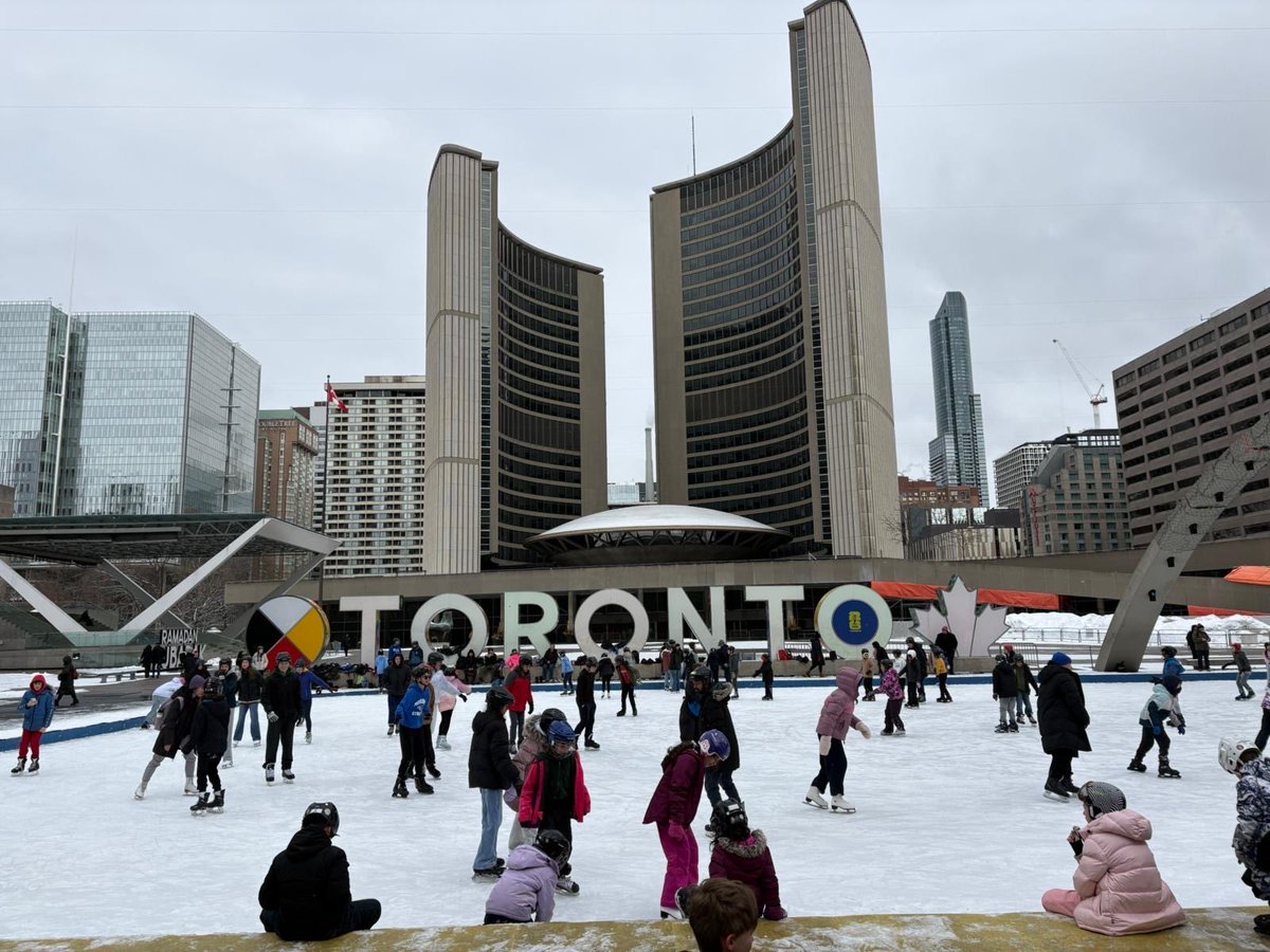 NPTCGroup_SPS's tweet photo. Day 12- sightseeing, shopping,washing &amp; packing day!! 
A busy day finishing our stay in Toronto, a very busy few days in a fantastic city🇨🇦🏙️🍁 https://t.co/LlatFGDEDq