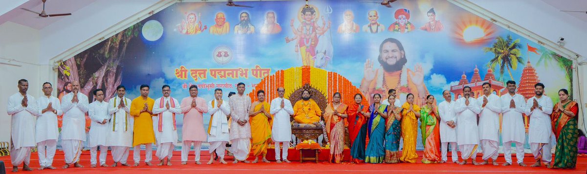 ISpiritualFest's tweet photo. With the divine blessings Padma Shri Sadguru Brahmeshanand Acharya Swamiji - All dedicated karyakartas, after the grand success of the Goa Spiritual Festival 2026, humbly offered the entire achievement, success at the Shri charan and received divine blessings.

A true celebration of gratitude, devotion, and collective seva — where every success was joyfully surrendered in the divine grace.