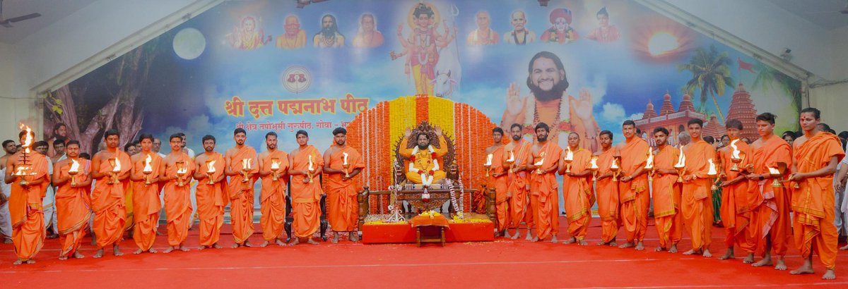 ISpiritualFest's tweet photo. With the divine blessings Padma Shri Sadguru Brahmeshanand Acharya Swamiji - All dedicated karyakartas, after the grand success of the Goa Spiritual Festival 2026, humbly offered the entire achievement, success at the Shri charan and received divine blessings.

A true celebration of gratitude, devotion, and collective seva — where every success was joyfully surrendered in the divine grace.