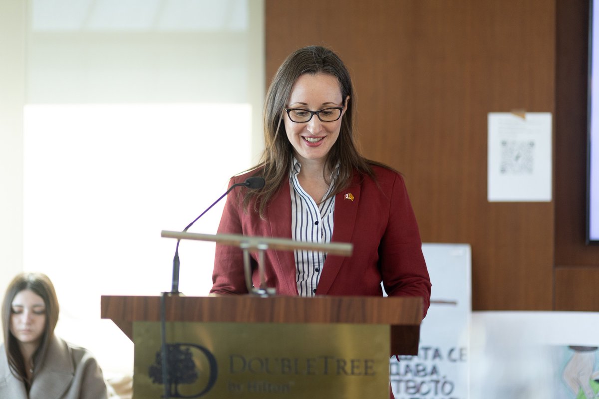 Analytica Think tank tweet media