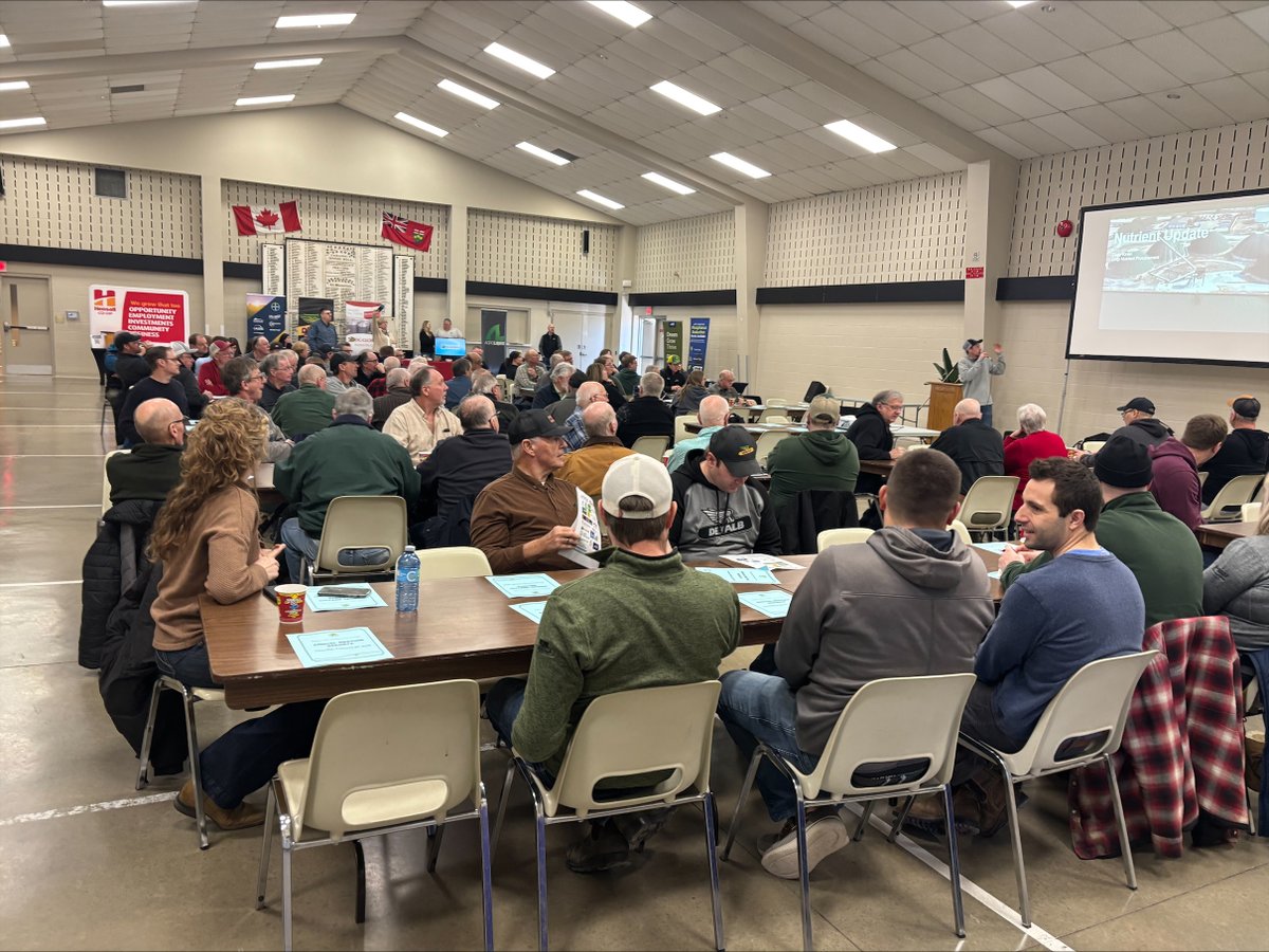 HDCAgronomy's tweet image. Hensall Co-op was happy to attend the Middlesex Soil &amp;amp; Crop Annual General Meeting yesterday. We appreciate the opportunity to support the organization and connect with members of the local agricultural community.
 
#HensallCoop #SoilAndCrop #AGM #ONAg

@OntarioSoilCrop