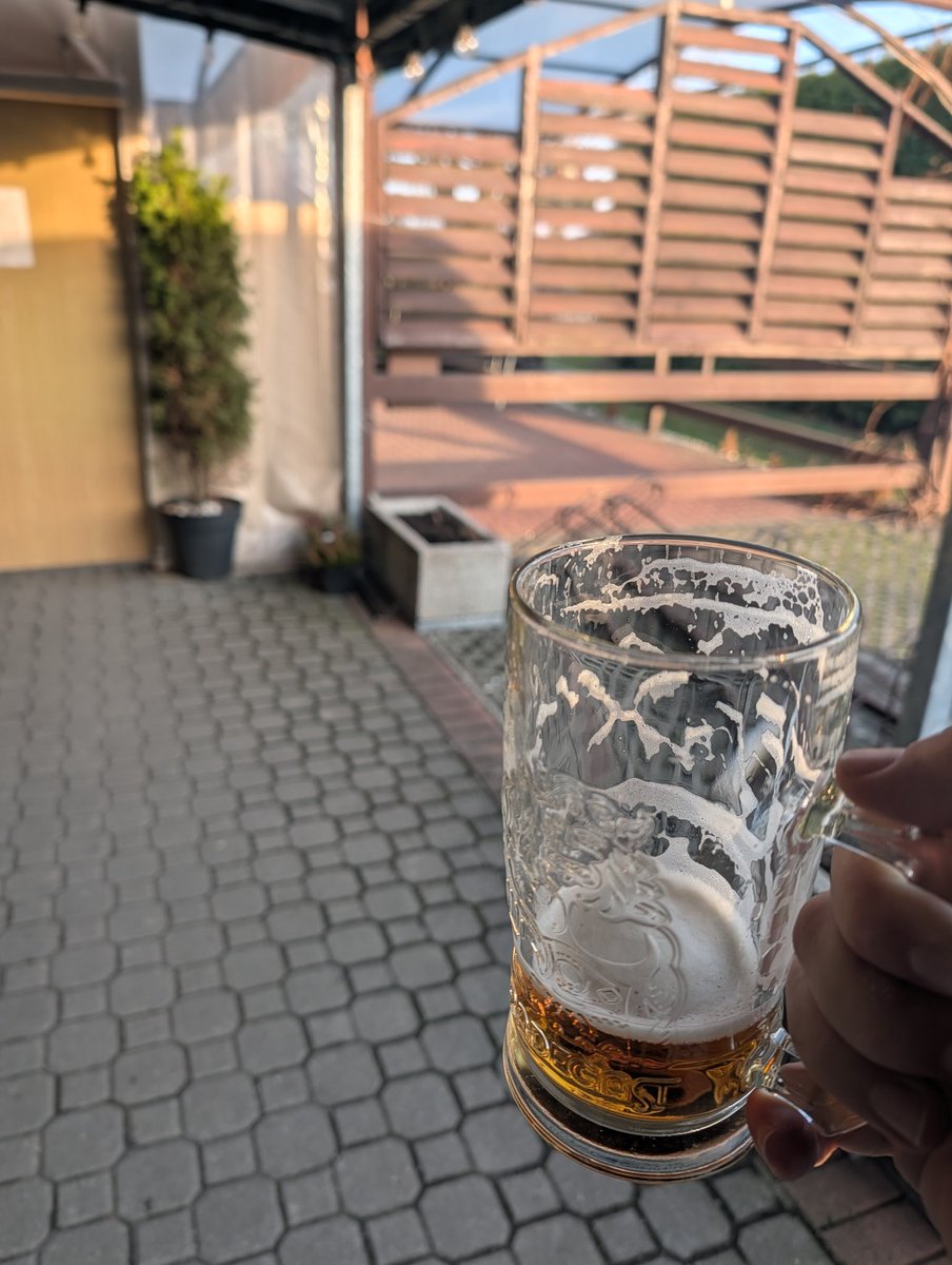 Eště nezahrádkuheme, <a href="/thehonik/">Jan Novák</a> 🥲