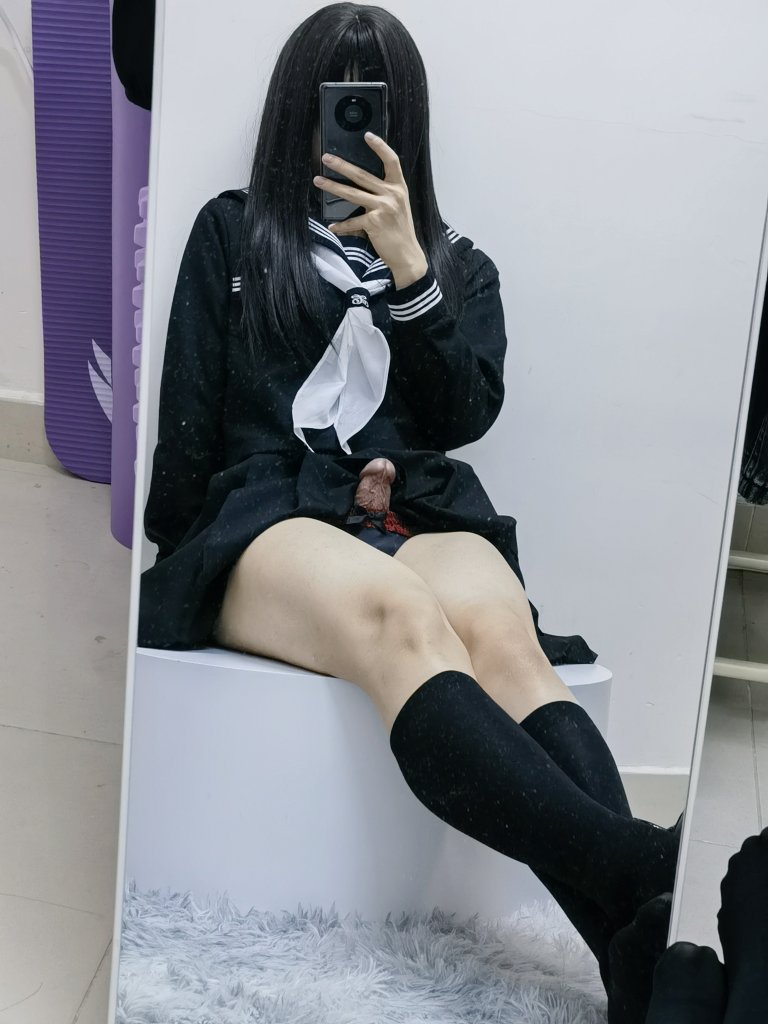 小V（互推） tweet media