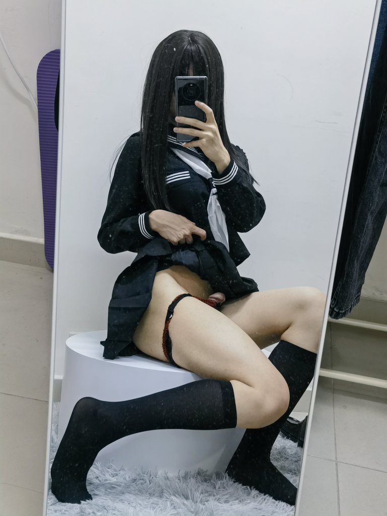 小V（互推） tweet media