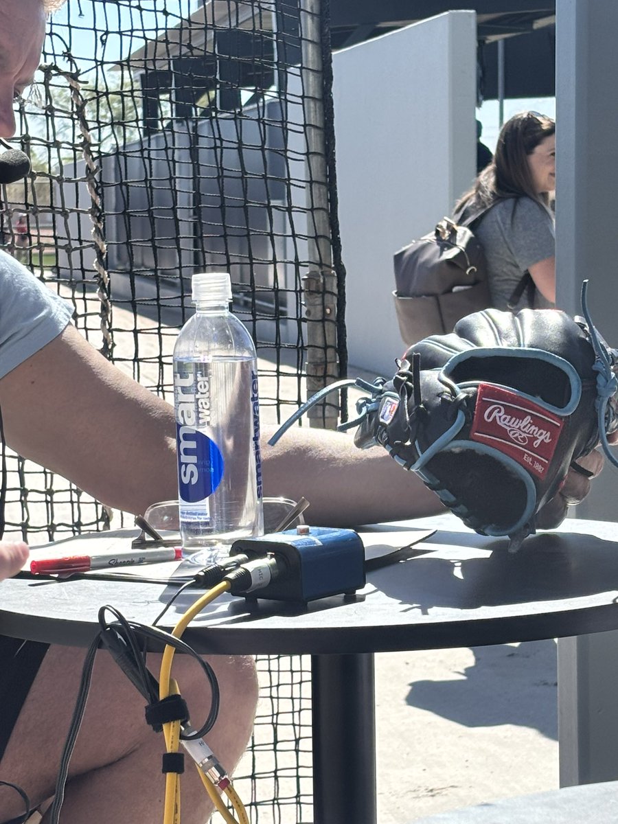 Maura Dooley tweet media