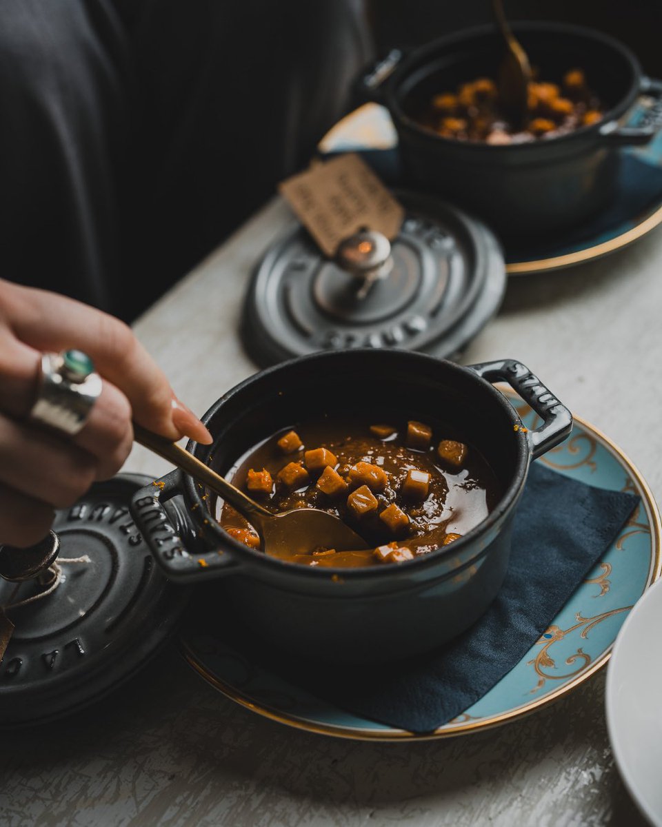 The Ainsworth Collection tweet media