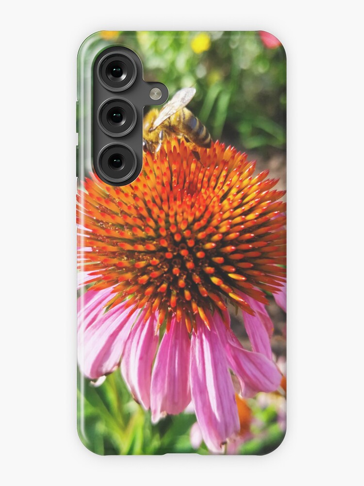 Antony66080183's tweet image. Nature doesn’t try to be perfect — and that’s exactly why it’s beautiful 🌸
redbubble.com/i/framed-print…
#echinacea #flower #macro #nature #floral #garden #aesthetic #botanical #pink #summer #naturalbeauty #iphonecase #wallart #redbubble #design