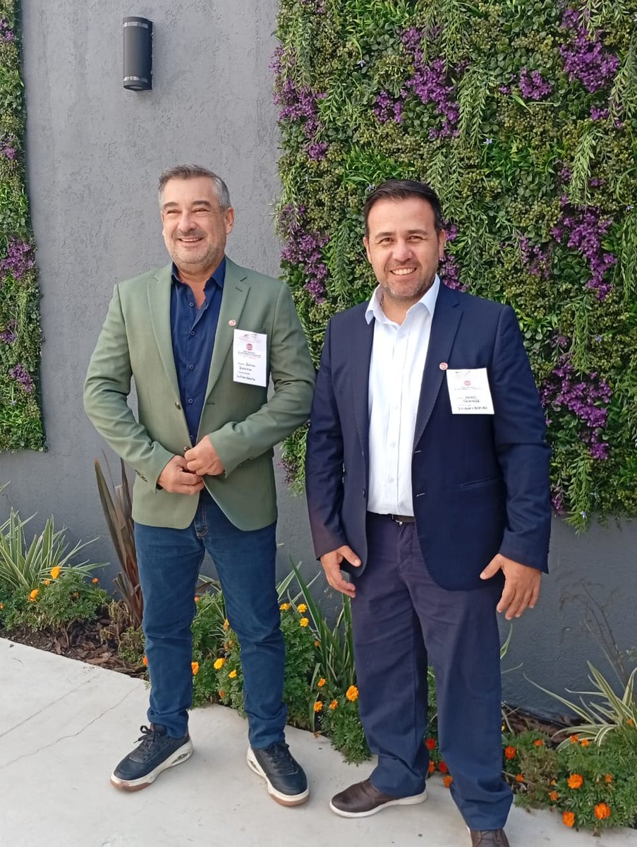 saladasadelante's tweet photo. El intendente @noelgomezok participa del Encuentro Nacional de Intendentes Radicales 2026, en Santa Fe 📍🇲🇨

Un espacio clave para compartir experiencias, fortalecer la gestión local y construir una Argentina más federal, con más oportunidades para cada comunidad. 💪🇦🇷 https://t.co/uYHTmgh5g9