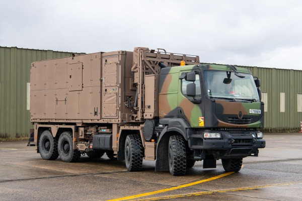 top_force's tweet photo. 🚀🇫🇷🇮🇹#SAMP_TNG #ASTER30B1NT @MBDAFrance #Eurosam @thalesgroup L’arrivée du #Mamba SAMP/T NG au #CEAM @CeamAwc  : une révolution pour la #Défense aérienne française @Armee_de_lair et européenne https://t.co/ZfuL0UHKpW https://t.co/gpcOyu5gJP