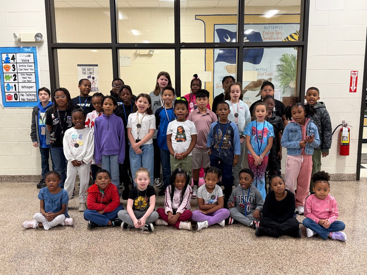 lonniebnelson's tweet photo. โจ We had the privilege of honoring these students at our MVB recognition breakfast.
This monthโs focus was "Be Responsible!" ๐ธ๐
@RichlandTwo
#followtheleader #whyweteach #FutureInFocus #CultureInMotion #hereonpurpose https://t.co/xzqkOrBmxD