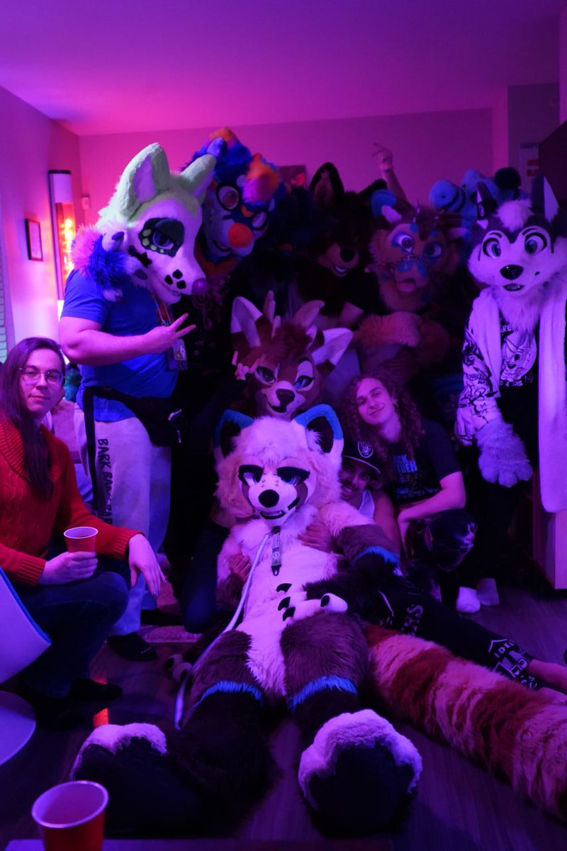 Shy🔜 FANG, FWA tweet media