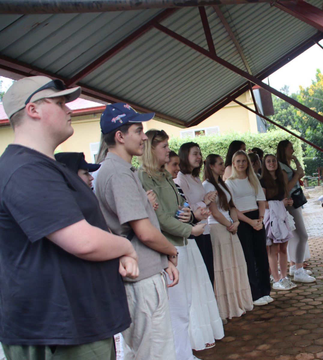 Gasore S. Foundation tweet media