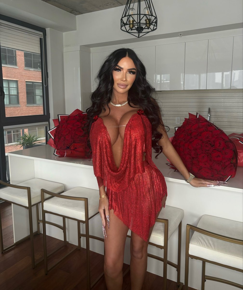 annaevans4u's tweet photo. I’m back X 

🌹🌹🌹 https://t.co/A2JloTyJTi