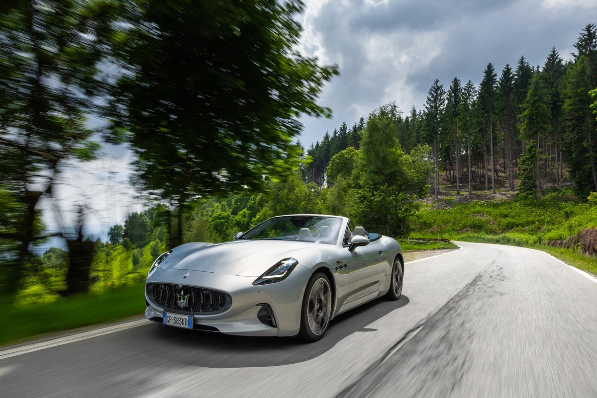 🟢5-8 Marzo, Salone Auto Ginevra🚩 
👉𝗠𝗮𝘀𝗲𝗿𝗮𝘁𝗶🟩
Modèles exposés :
▪️ Maserati MC Pura Cielo
▪️ Maserati GranCabrio
▪️ Maserati Grecale
ℹ️ 👉saloneautoginevra.com <a href="/SaloneDiGinevra/">▶Salone Auto Ginevra🚗🚩</a>