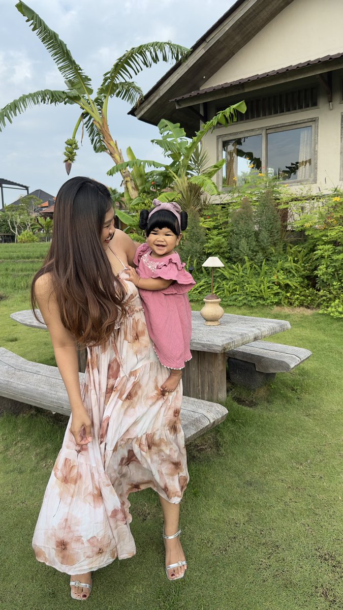 tarasssari's tweet photo. What did I do to deserve Papa Adi &amp; My Liora💘💘💘 #beyondblessed https://t.co/isdzPX1ikK