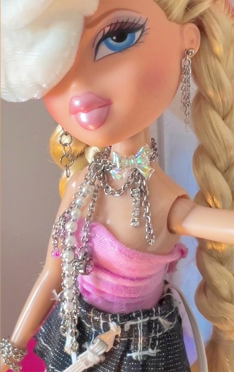 malinahdoll's tweet photo. https://t.co/aBIqMuNCFm 💖 https://t.co/2J9jUaCBAe
