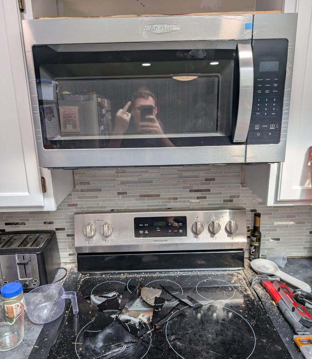 My middle finger salutes you