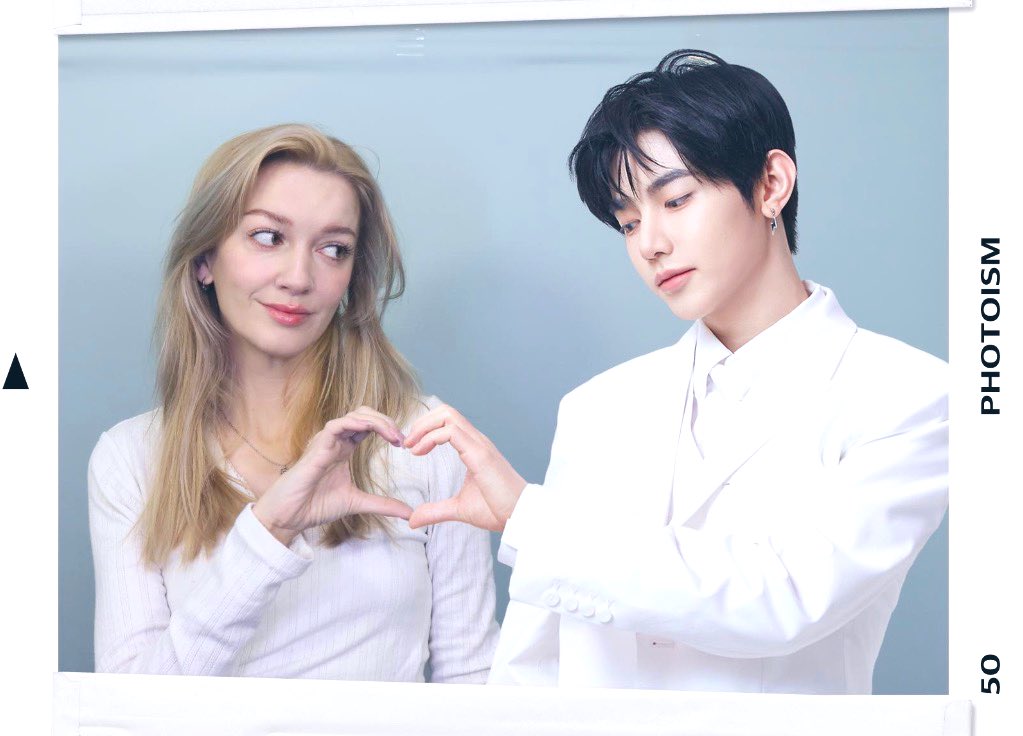 photoism with haohao~
🤍🤍🤍
was very rushed had to get to airport 1min after this but at least I made it :))

#ZEROBASEONE #zhanghao #장하오