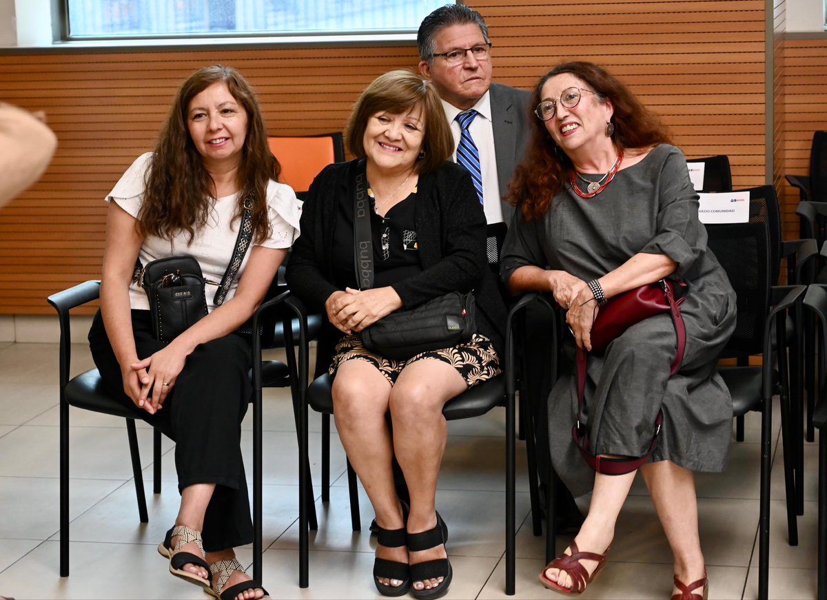 Las comunidades necesitan espacios para organizarse, acompañarse y salir adelante. Hoy aprobamos seis concesiones de uso gratuito por 5 años que permiten dar continuidad a sedes vecinales, centros de apoyo familiar, espacios culturales y programas de reinserción social en