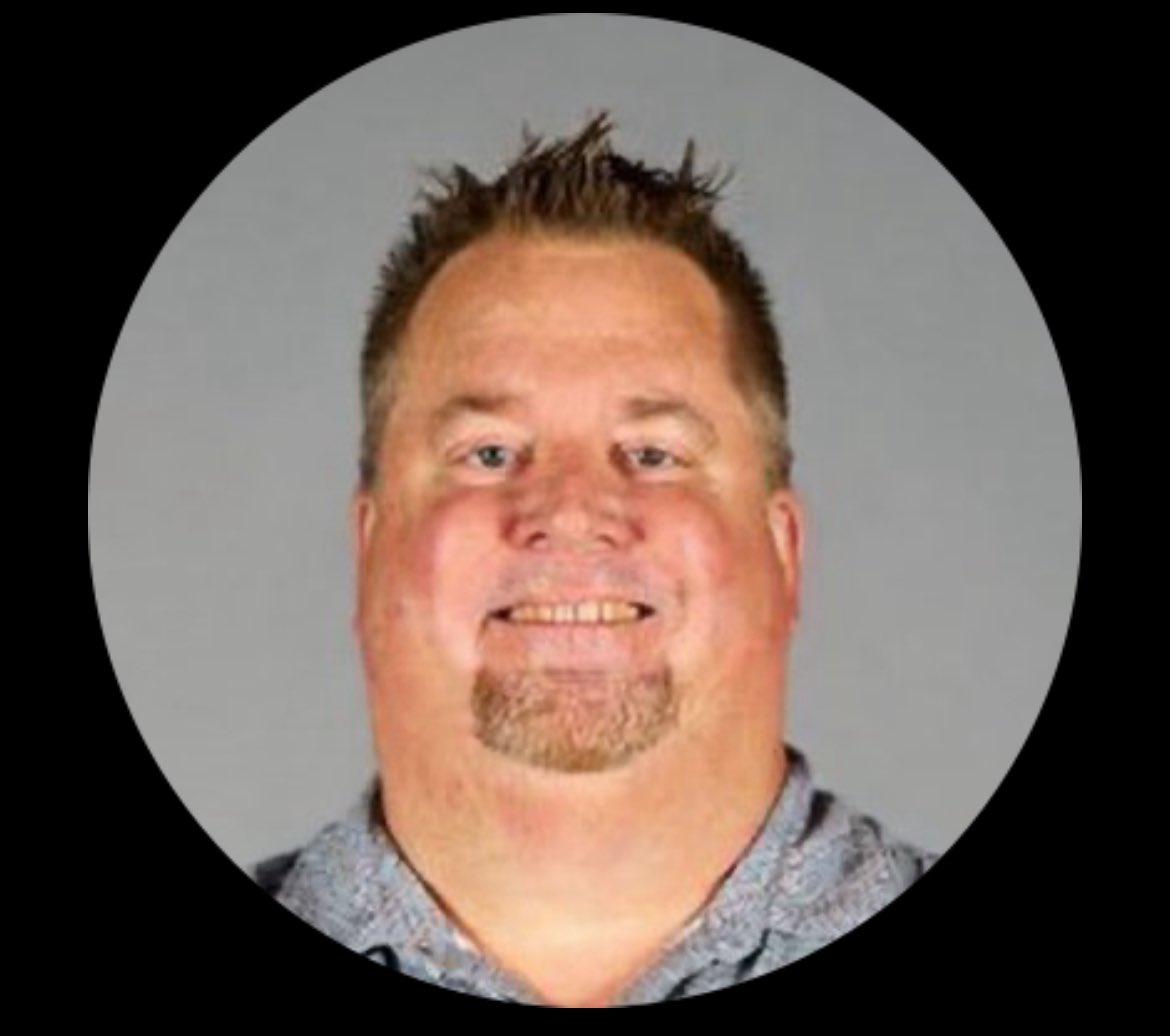 RileyIsKing tweet media