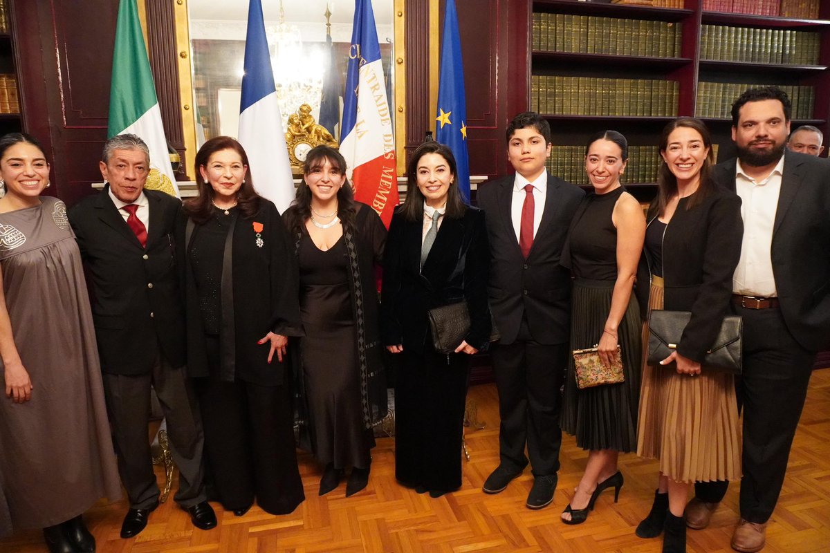 María Teresa Mercado tweet media