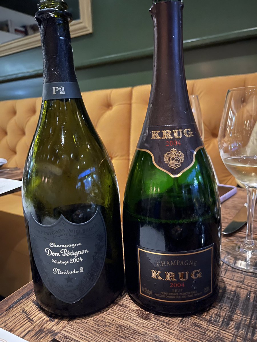 BordeauxGuru's tweet photo. Battle of 2004 vintage #Champagne @Krug vs Dom Perignon P2. Very different in style. More ethereal and gossamer like for Dom, but headier and more toasty and full for Krug. Both excellent. Dom great on its own but Krug with food very fine. #Chardonnay #Pinot #wine https://t.co/SCJ7FgPbdA