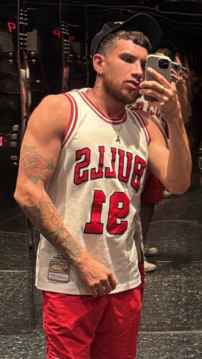 alexvpr221's tweet photo. Face n dick pic ❌
https://t.co/c686QiOUcb https://t.co/EMY7zPM00c