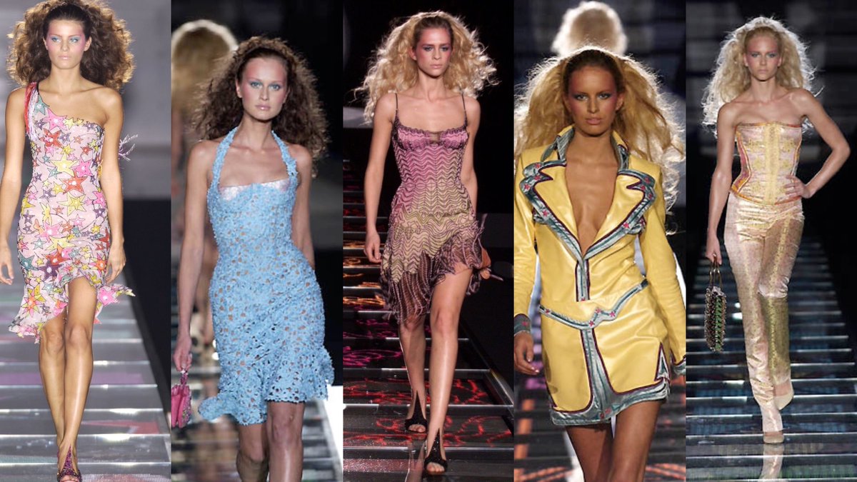 pinkglitterie's tweet photo. Versace SS 2002 https://t.co/6aNndKu1LV