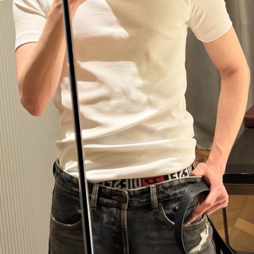 JWY safe place tweet media