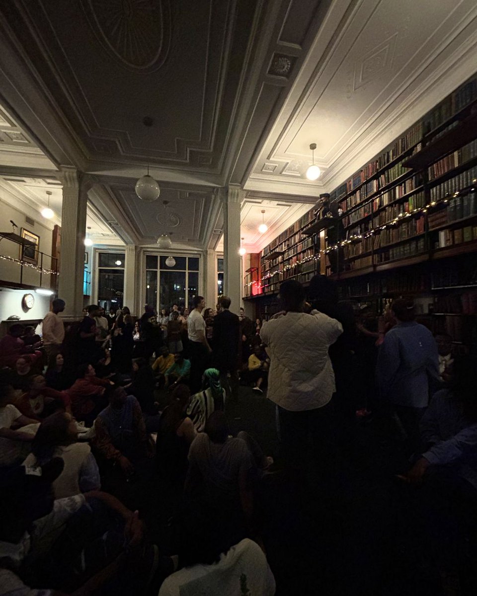 The London Library tweet media