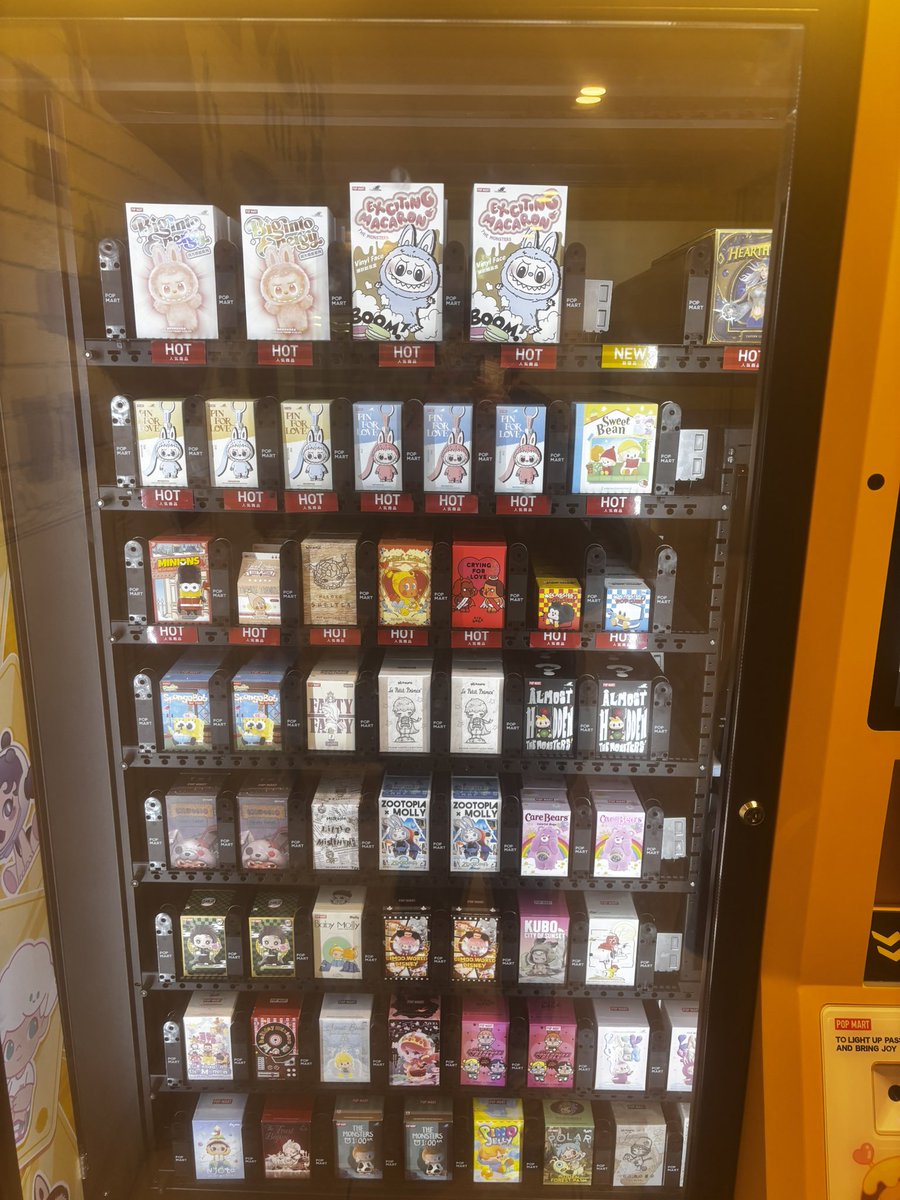 Angel_AgeHa2x's tweet photo. 前にポップアップストアの自販機あってらぶぶ初めて買いました https://t.co/135N6LXLSe