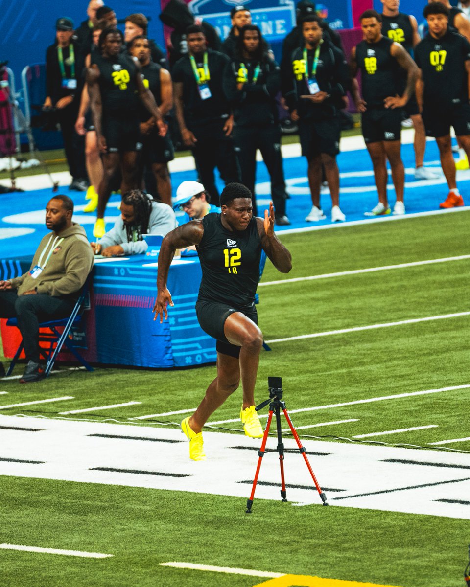 Texas Football tweet media