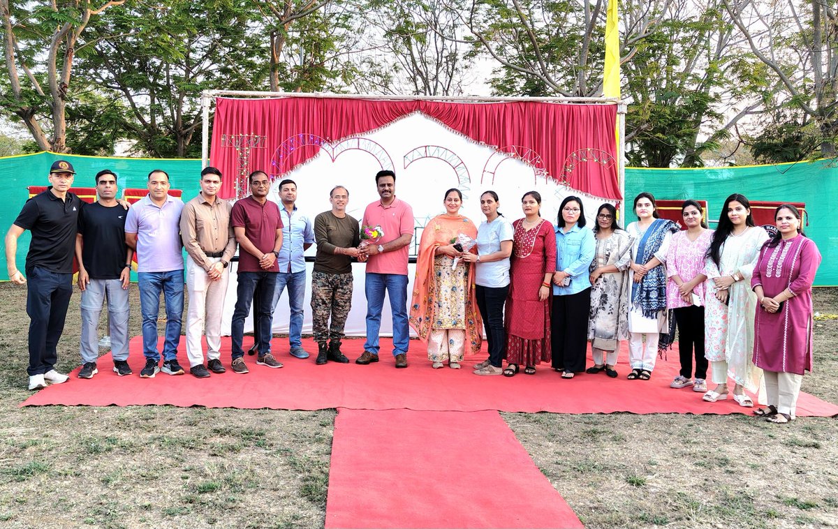 206CoBRAbn's tweet photo. Millets Mela Food Festival successfully organised at 206 CoBRA HQ, Bhandara 🌾
Proud families of our brave jawans showcased delicious millet-based dishes. Cultural performances and kids’ games added vibrant energy to the celebration.
#MilletsMela #CoBRA #Bhandara #HealthyIndia https://t.co/r58dt1NuUI