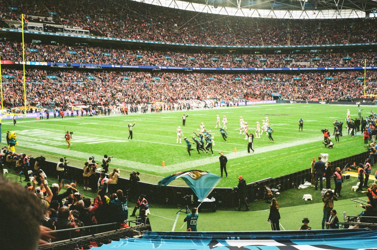 Nick Jones tweet media