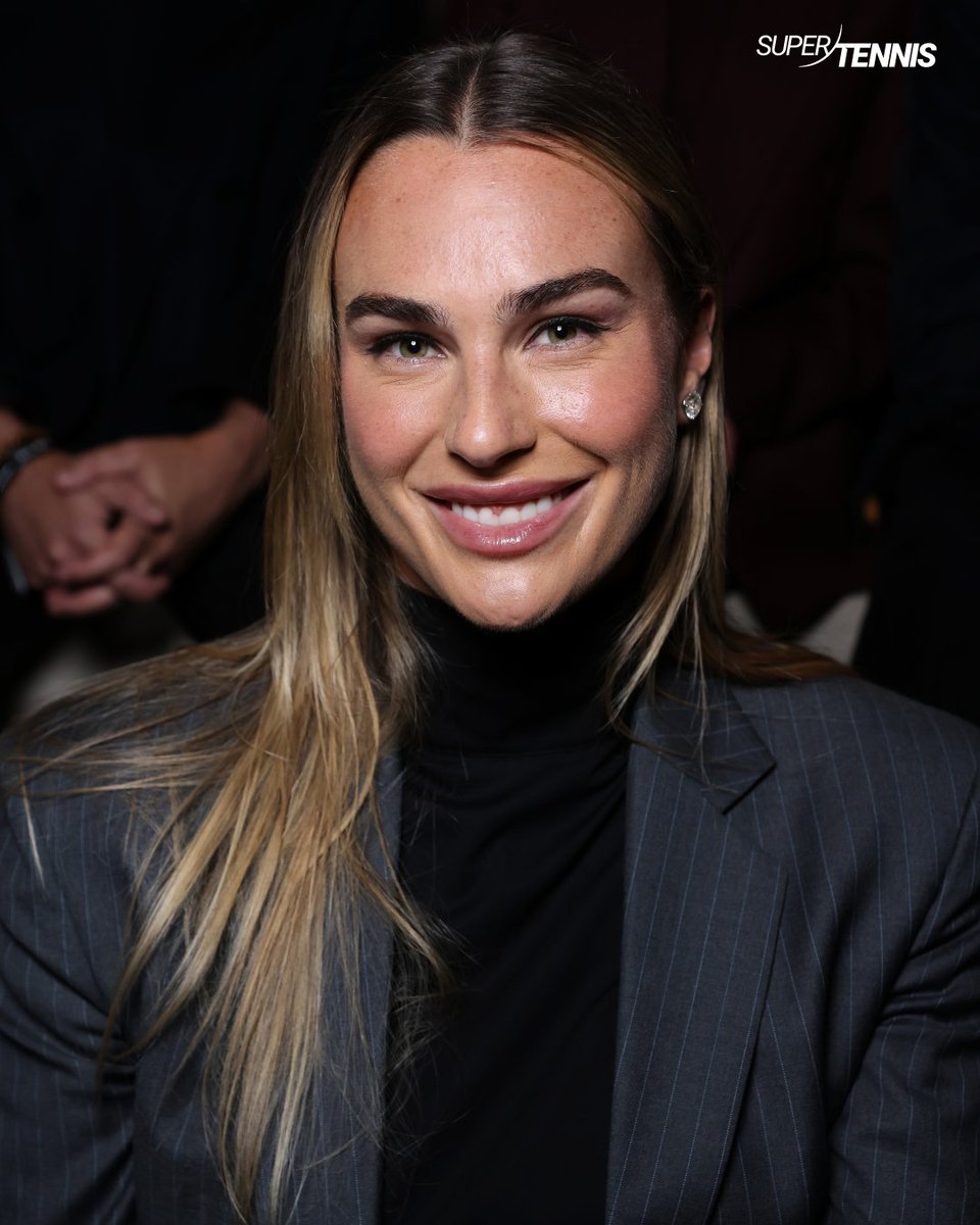 Aryna Sabalenka ha deciso di rubare la scena anche alla Milano Fashion Week 💁‍♀️✨