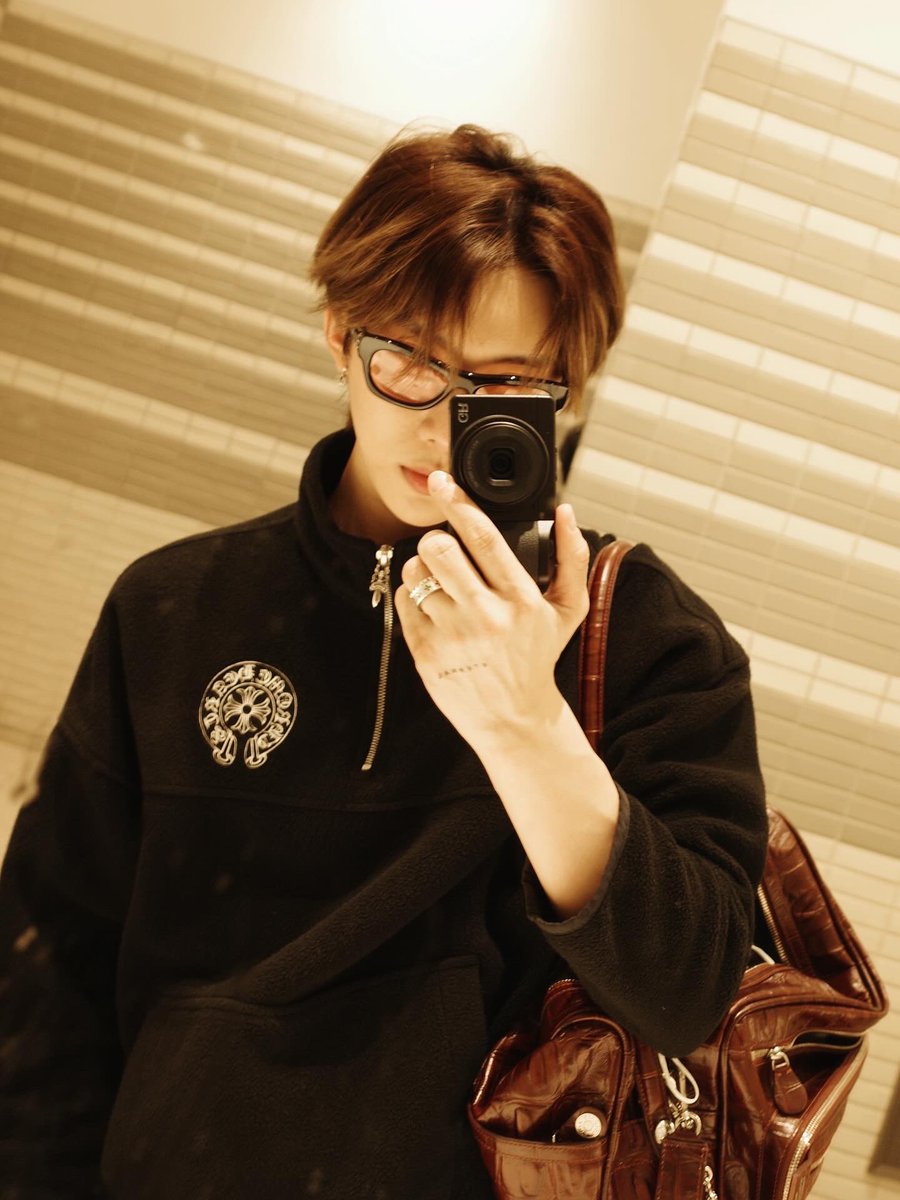 Noeul_lee6's tweet photo. 보고파. https://t.co/732GYXYe5O