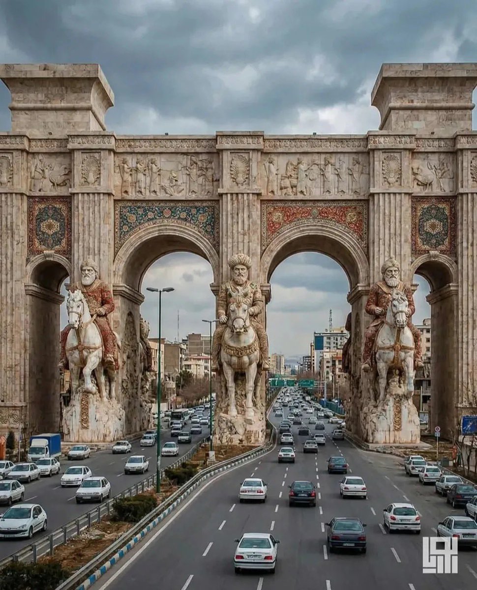 ARMAN141's tweet photo. هر آنچیز که از اوج‌خود افتاده باشد ،
به شکوه خود باز می گردد ..

#Iran #PersianGulf 
#PERSIA #Cyrus  #Persian 
#Tehran #MilanFashionWeek https://t.co/YR46LgU0hZ