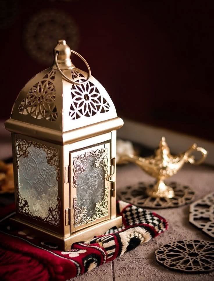 #العاشر_من_رمضان
#مساء_الخير_والسعاده ✨
✨

يارب كما
 بلغتنا الإفطار
بلغنا القبول والغفران
واجعل صيامنا خالصاً
 لوجهك الكريم تقبل الله 
صيامكم وقيامكم
 وجبر خاطركم
ورزقكم سعادة لاتزول .
🌙✨