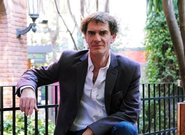 Con tantos hijos de puta que gozan de excelente salud y que nos hacen daño, se vino a morir quien hubiera sido un gran jefe de Gobierno en CABA.
DARÍO LOPERFIDO.
Un grande.
Un insustituible.
Intelectual lúcido sin caer en delirios.
Que nos cuide desde las estrellas.