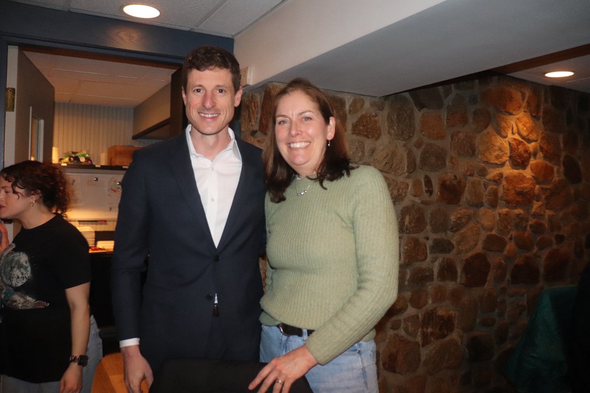 kathleenlayton tweet media