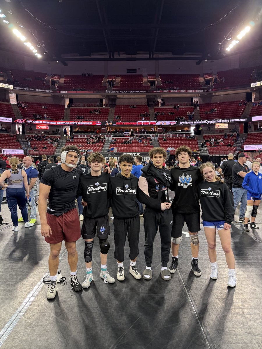 Waukesha West Wolverine Wrestling tweet media