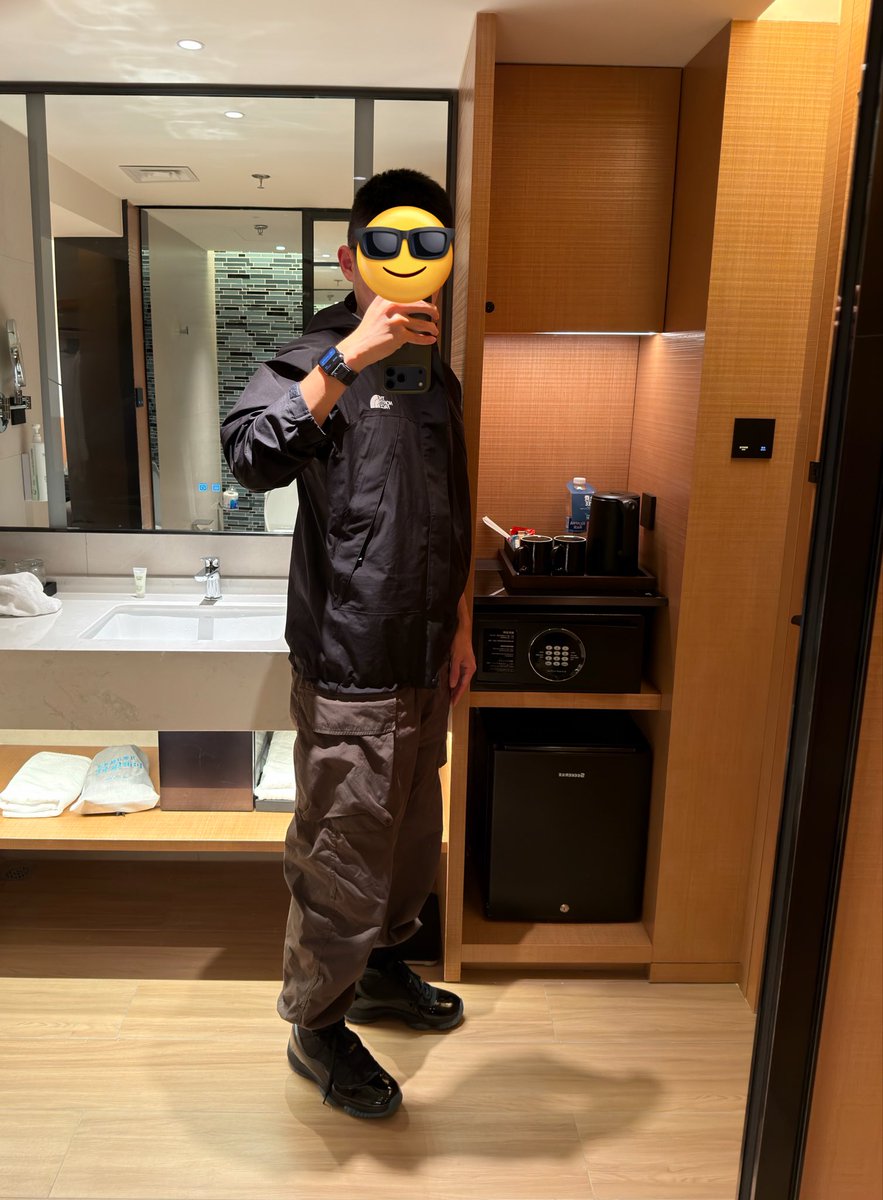 秘ノ泉 tweet media