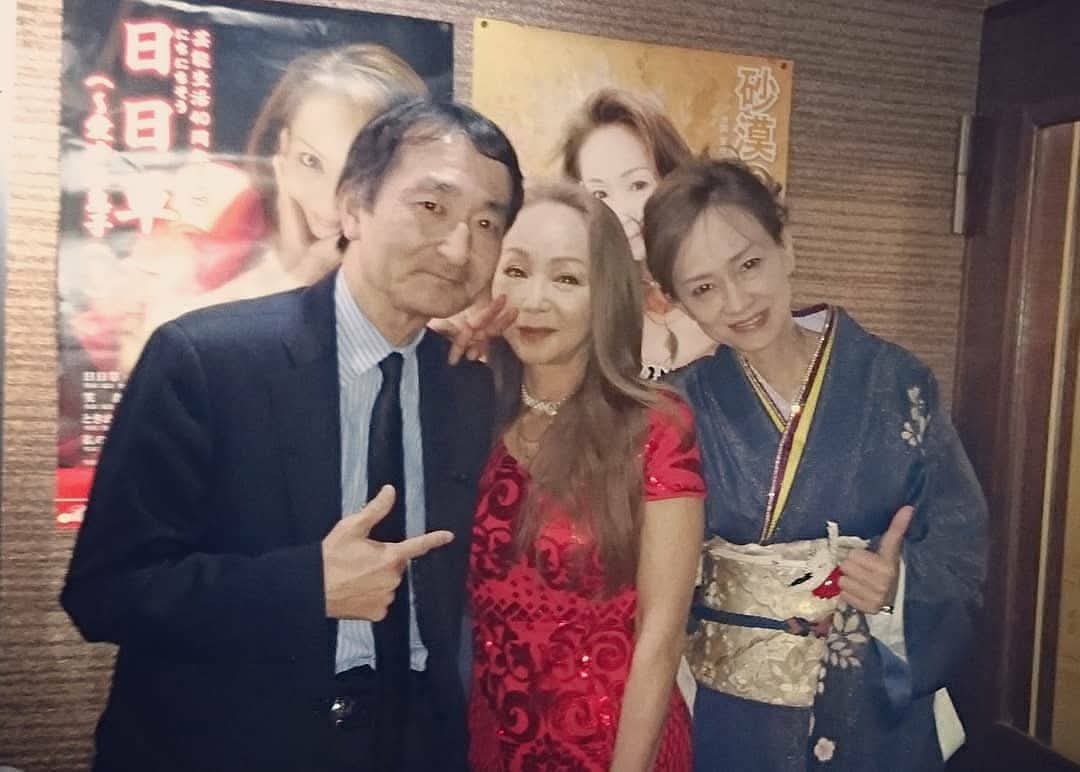 blackcow80's tweet image. #OnThisDay #flashbacksaturday #luciasanto #三東ルシア #三東ルシアさん
【 Lucia Santo @ Ginza Music Club Zeus 】2019.02.28 thu
open19:00 start19:30 @ 東京银座 Ginza, Tokyo